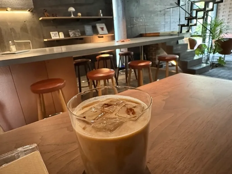 AND PLUS SHARE OFFICE＋COFFEE